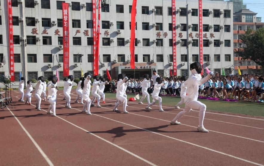 我校附中隆重庆祝教师节